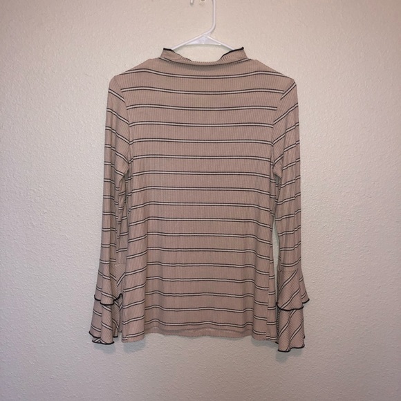 Harper and Harlow Mockeck - XS - Picture 4 of 4